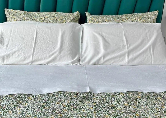 Bed & Breakfast Up20 - *